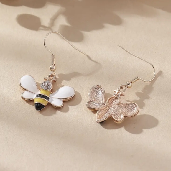 Bumble bee earrings - Picture 3 of 3